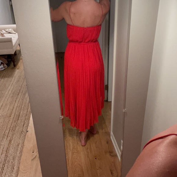 Alice and Olivia red chiffon pleated dress! - Picture 3 of 7